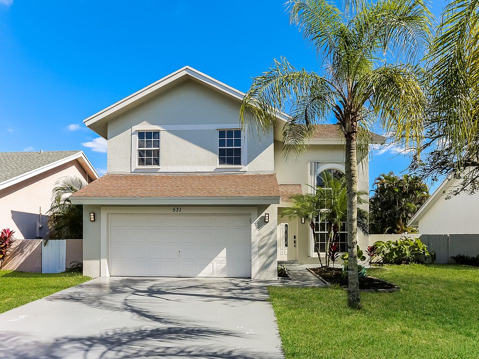 1st image of 531 NW 207th Avenue