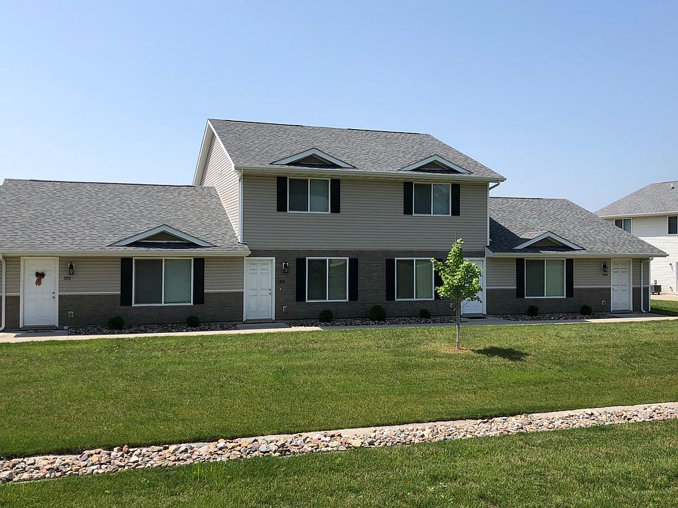 1st image of 825 Parker Blvd