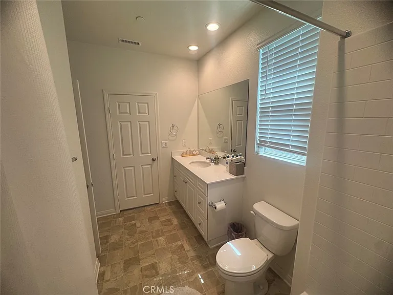 9509 Venetian Way — Photo 10