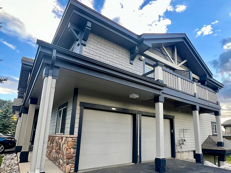 3320 Columbine Dr — Photo 3