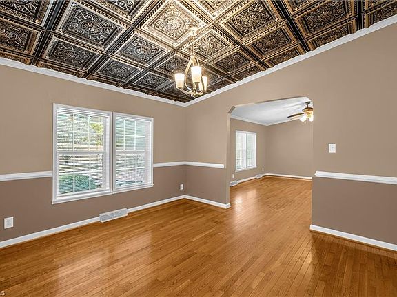 5th image of 2631 Price Grange Rd