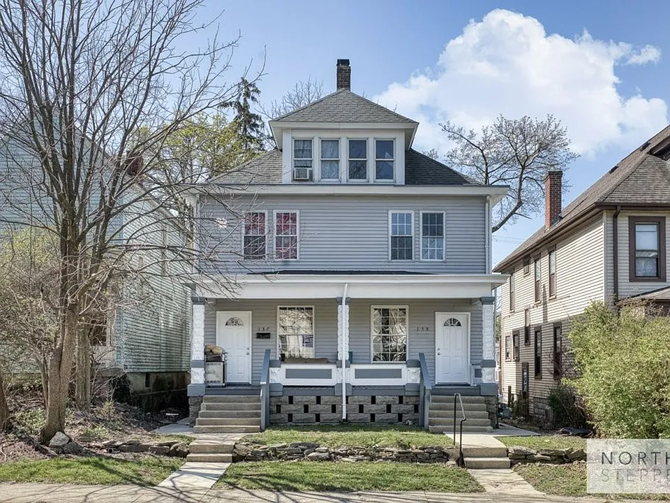 E Norwich Ave 135-137 MLR
