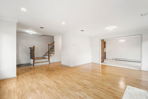 5th image of 2445 Leighton St #2445