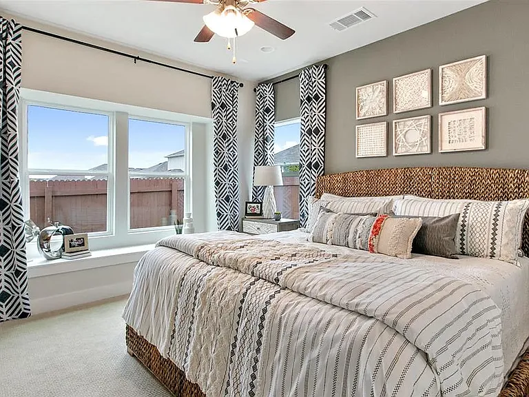 10212 Laurie Ln #0 — Photo 13