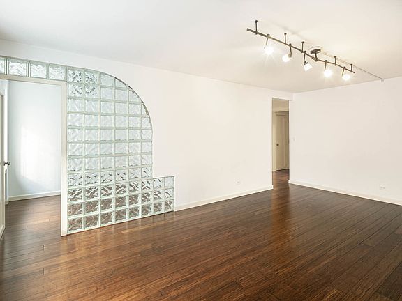 4th image of 310 Lexington Ave APT 4F