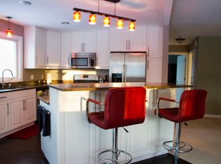 5420 Spring Ln, Minnetonka, MN 55345