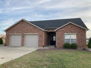 9498 Regency Ln, Breese, IL 62230