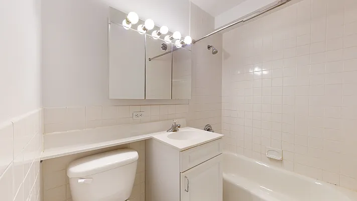 Rented by Bond New York | media 12