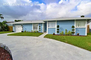 6557 Country Wood Way Pool — Photo 1