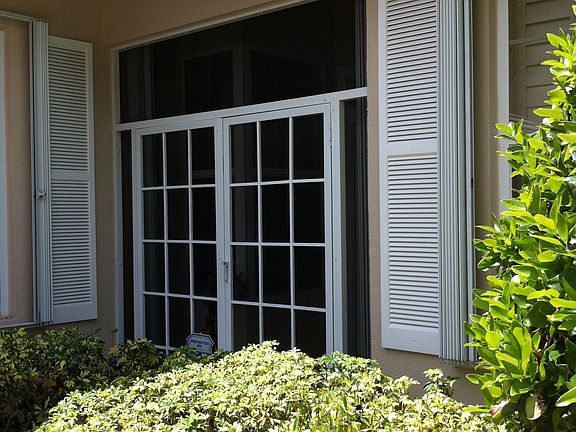 3rd image of 8553 Doverbrook Dr