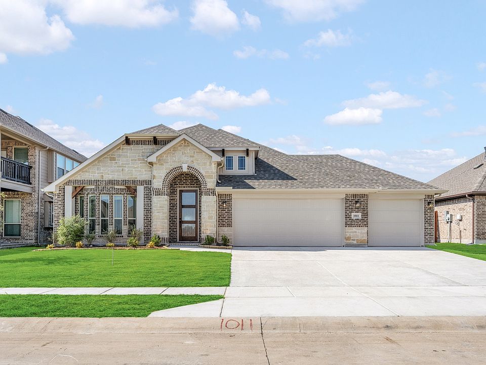 1st image of 1011 Stonehaven Dr