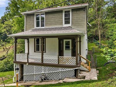 110 Milroy St, Pittsburgh, PA, 15214