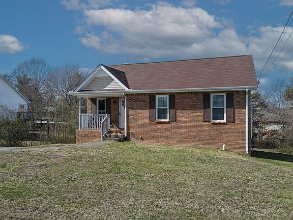 3rd image of 101 Whitehall Dr