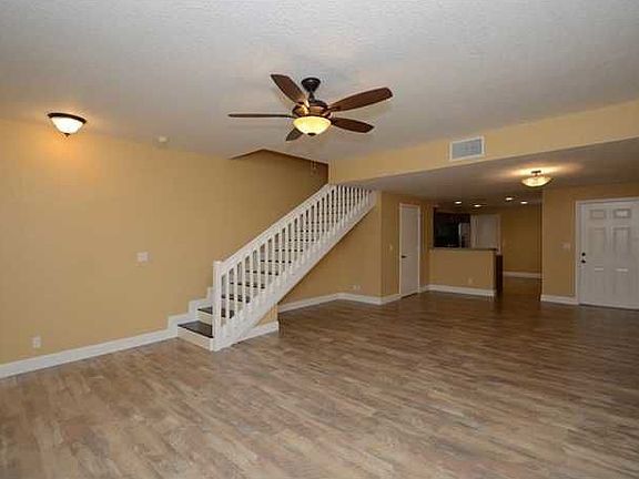 3rd image of 1486 Barcelona Way