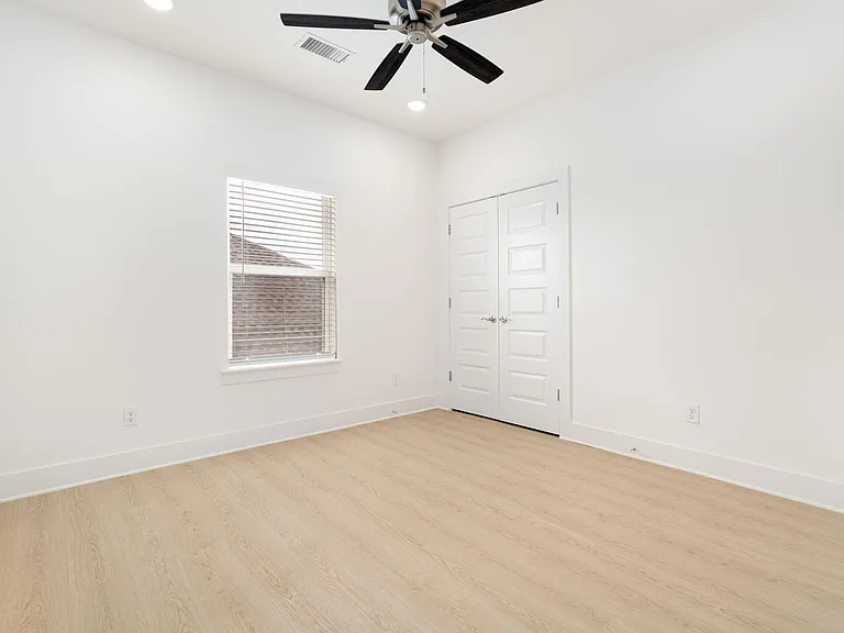 2713 SW Shackelton Ave #1 — Photo 77