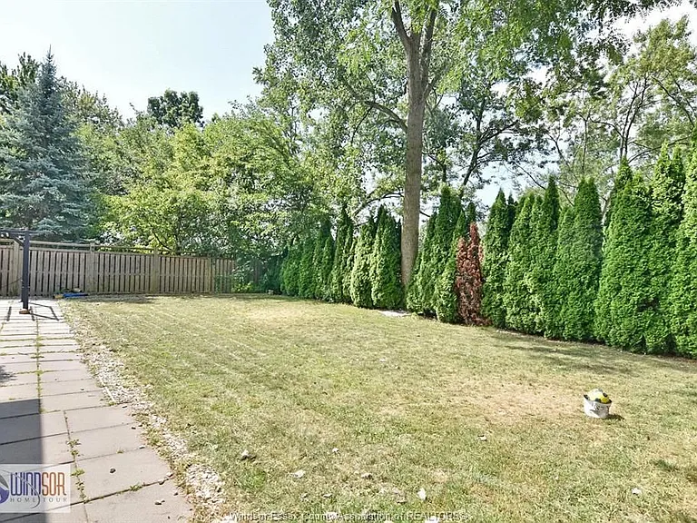 4305 Casgrain Dr #UPPER — Photo 43