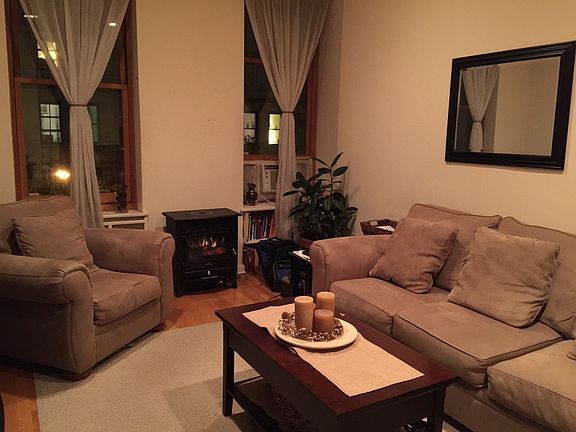 4th image of 115 W 75th St APT 4A
