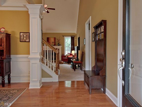 5th image of 142 Aubree Way