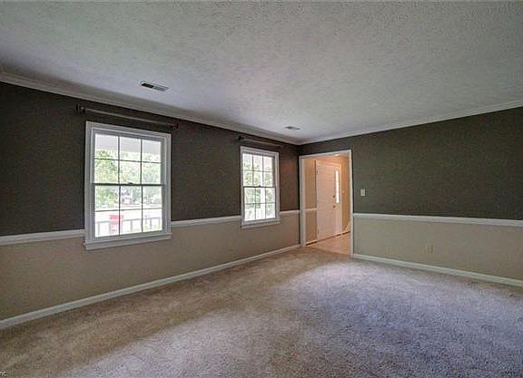 5th image of 104 Salem Ct