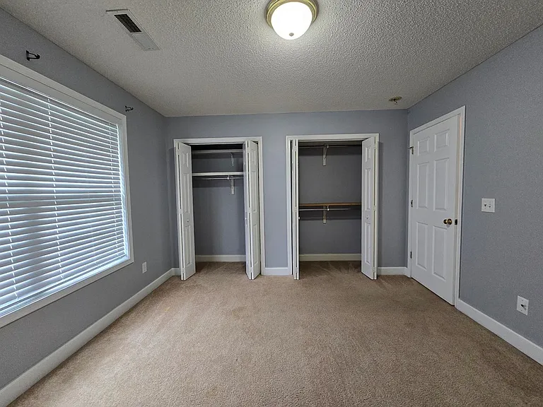 3563 Beacon Dr — Photo 14