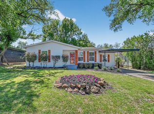 6628 Onyx Dr N, North Richland Hills, TX 76180