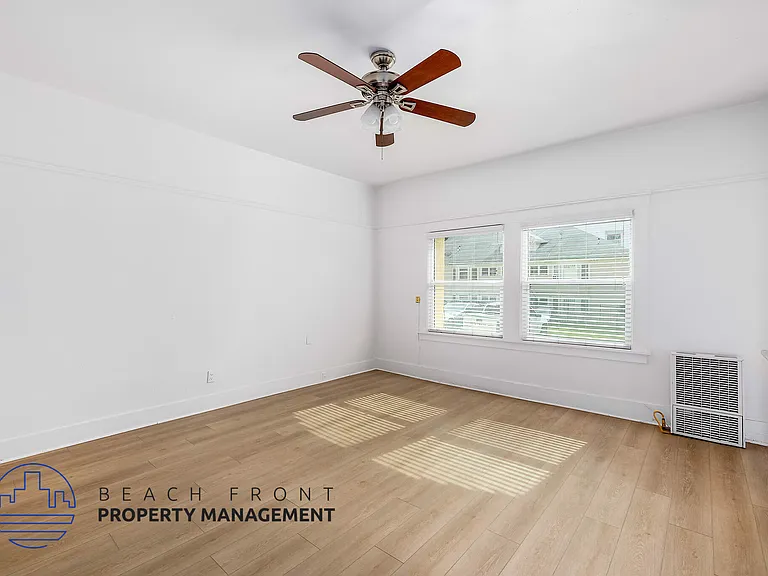 463 South Hartford Ave. — Photo 4