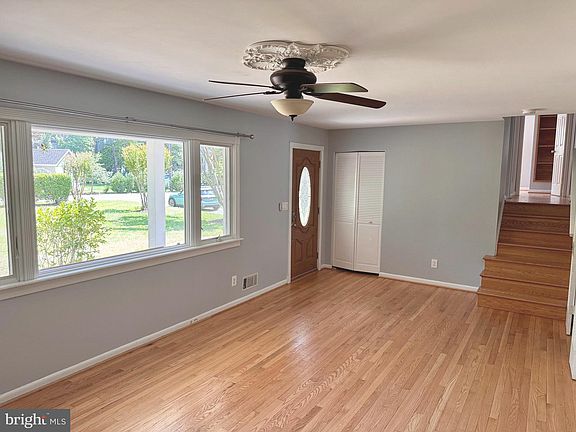 4th image of 90 Avondale Cir