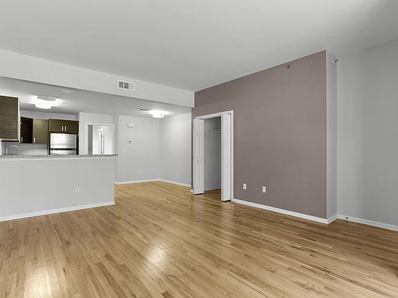 3rd image of 102 Lansdale Ave #M