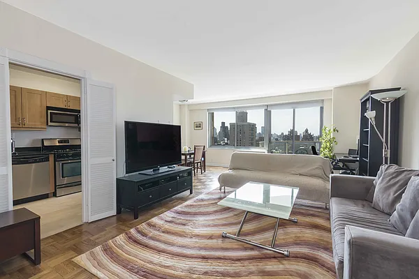 Rented by Rachmani Corporation | media 11