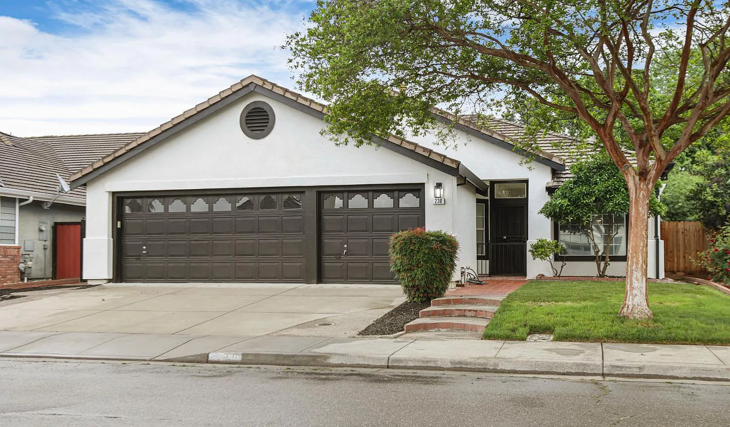 230 Thomas Dehaven Ln photo 1