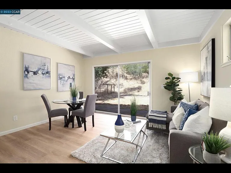 820 Golf Club Cir — Photo 4