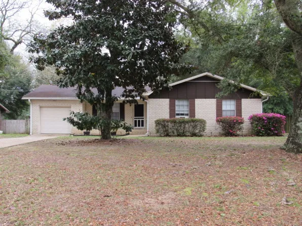 4965 Catalina Cir, Pensacola, FL 32506