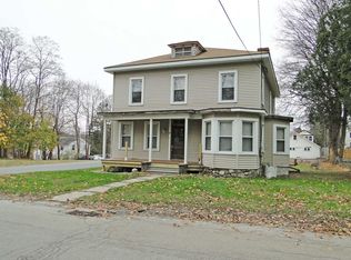 17 Reservoir Dr #2, Millbrook, NY 12545