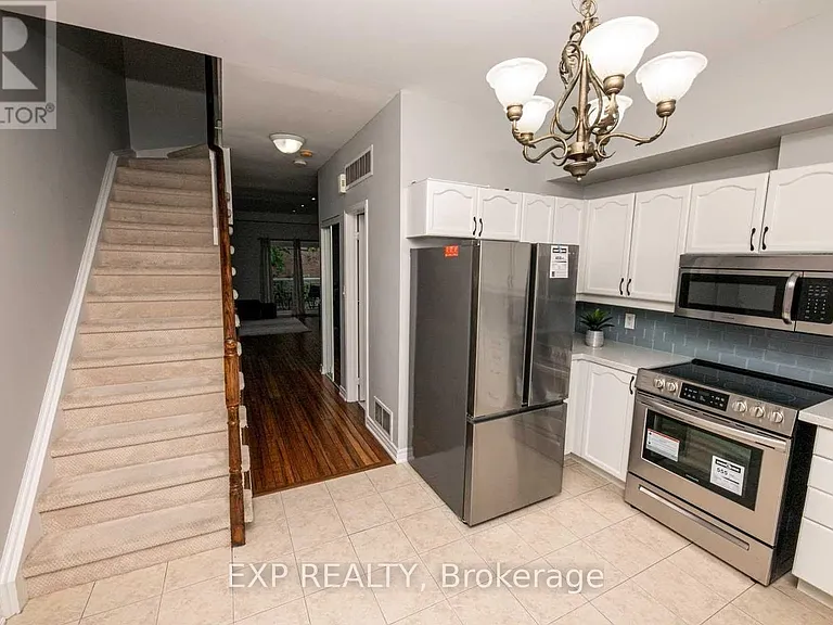 901 Kennedy Rd #8 — Photo 9
