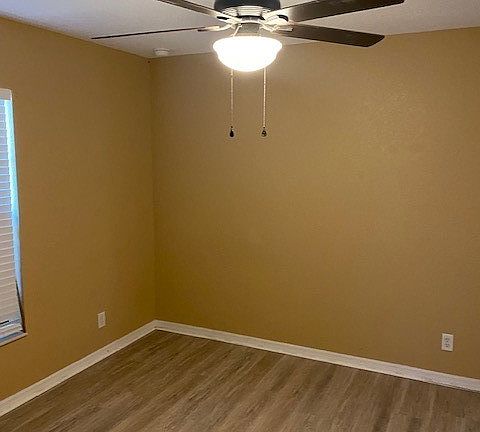 5th image of 4218 NE 20th Ct #4218