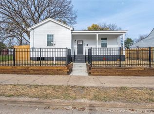 1359 Farmer St, Petersburg, VA 23803