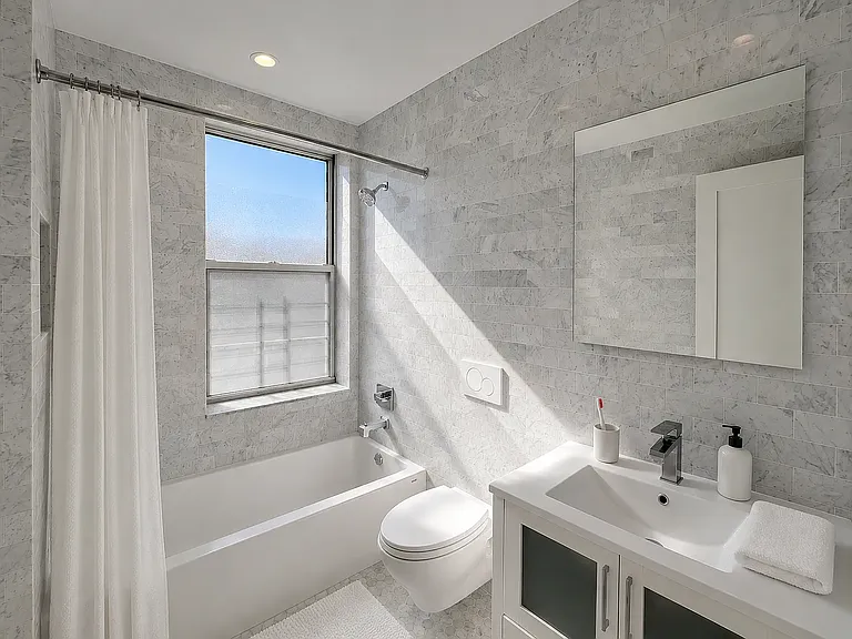 290 Riverside Dr #15V — Photo 10