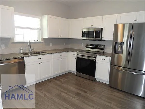 161 W West Winn Ave — Photo 3