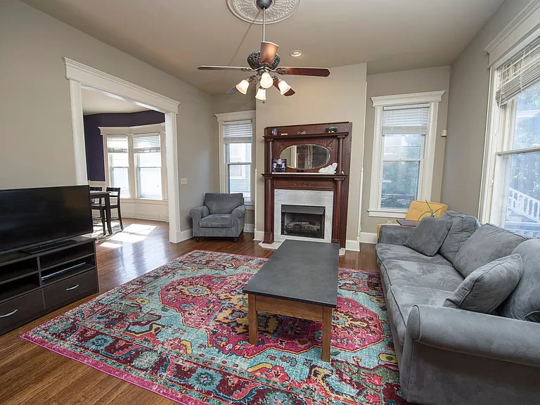 1350 N Washington Ave — Photo 2