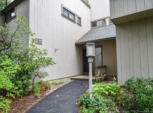 23 Great Meadow Ln #30-A, Farmington, CT 06032