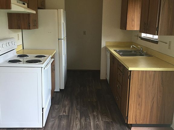 3rd image of 17308 13th Avenue Ct E