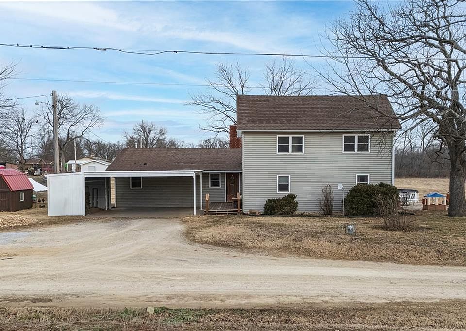 1st image of 302 Spruce St