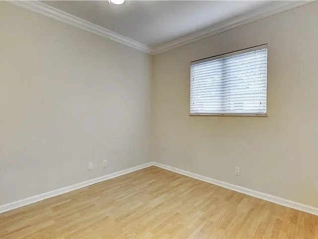 10890 SW 83rd Ave — Photo 5