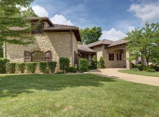 6107 S San Rosa Ave, Ozark, MO 65721