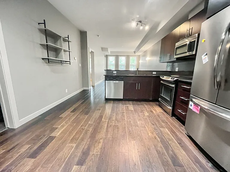 10811 72nd Ave NW — Photo 6