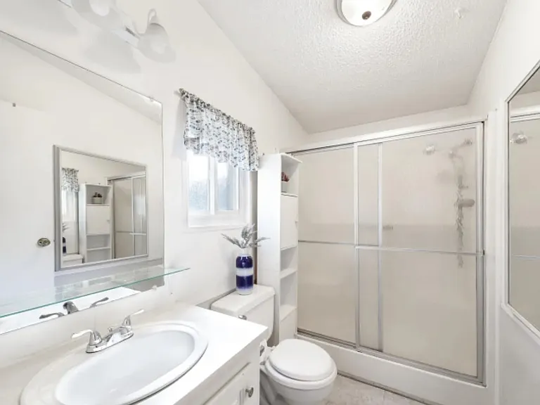 978 Cold Spring Rd #4 — Photo 6