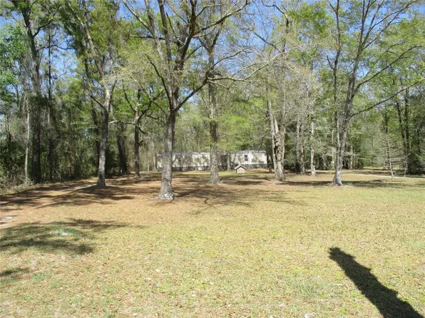 28727 Tracy Rd, Hilliard, FL 32046