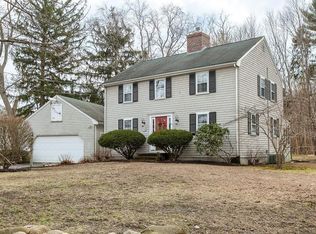 293 1st Parish Rd, Scituate, MA 02066