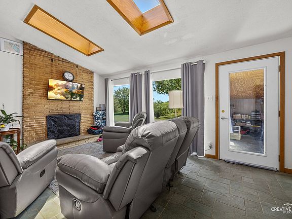 3rd image of 8048 Highland Ave
