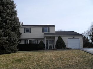 1355 Ridgeview Rd, Phoenixville, PA 19460